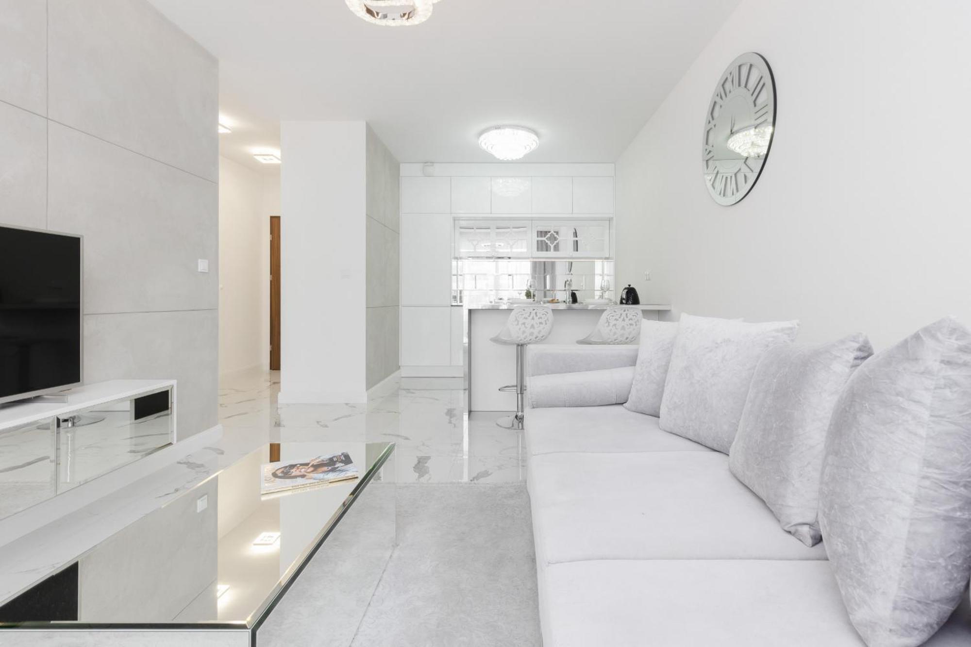 Elegant Apartments With Balcony & Parking Warsaw By Noclegi Renters Ngoại thất bức ảnh